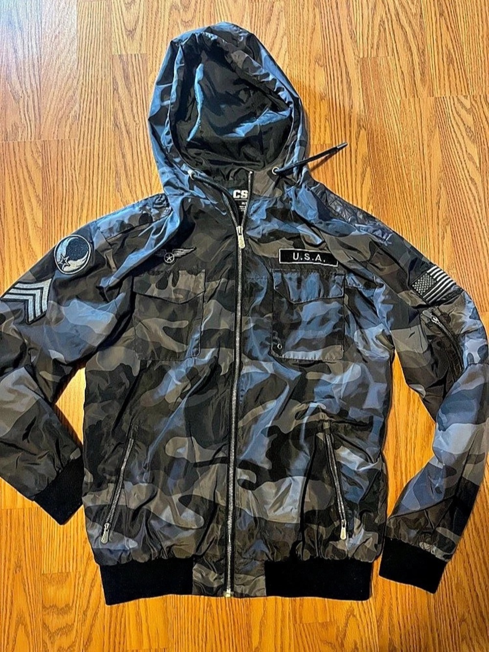 CSG Military Style Men’s Jacket size medium Windbreaker hooded